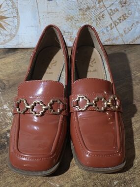 Women's Patent Leather Loafers in Stunning Salmon Color, Chunky Heel. 70s Vibe.